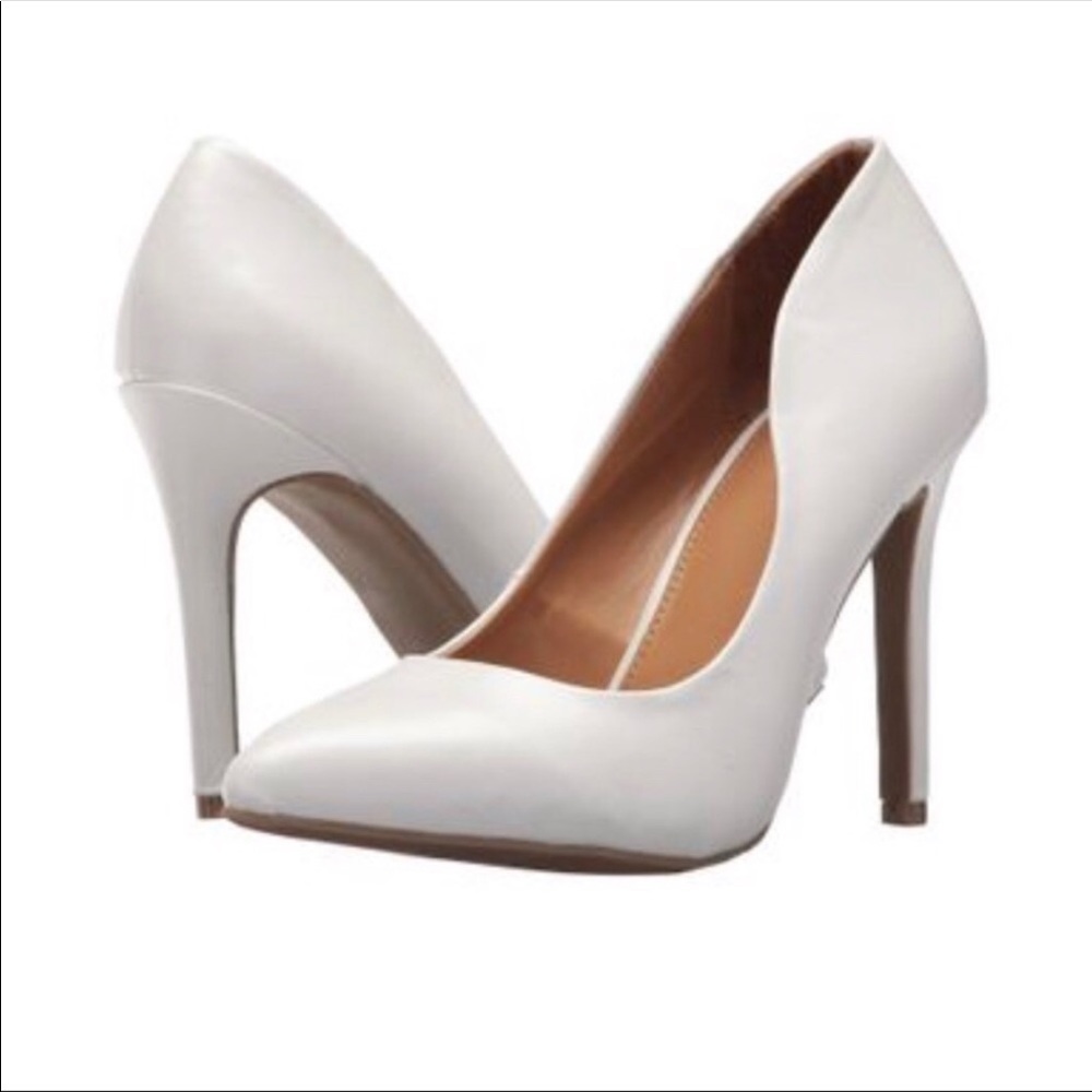 ⚡️Charming White Pumps - Picture 2 of 8